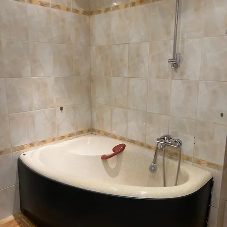 A Modern & Homely דירה