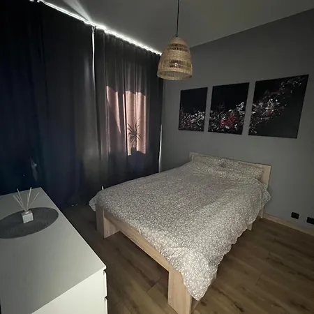 아파트 A Modern & Homely *