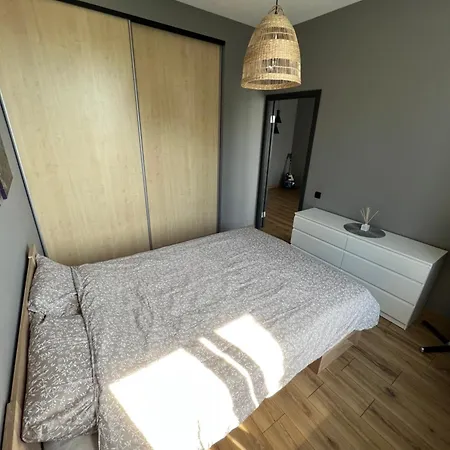 아파트 A Modern & Homely *